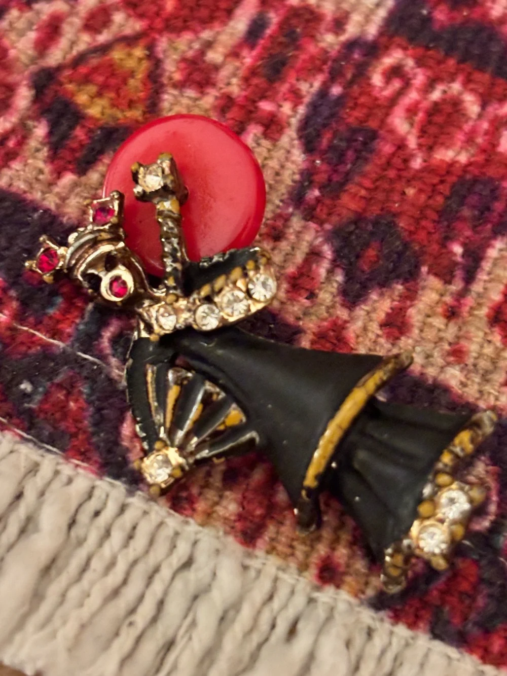 Vintage-Inspired Black and Pink Flamenco Dancer Brooch